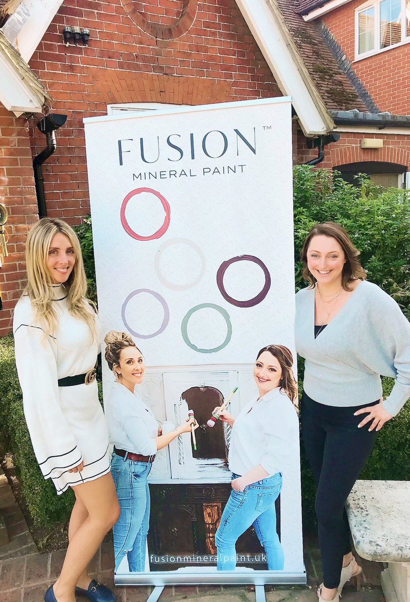 Lisa Marie Holmes (@lisa_m_holmes) on Twitter photo Yesterday I flew to England to meet up with Jennylyn, Loree, and the UK <a href="/FusionPaint/">Fusion Mineral Paint</a> family to discuss the LMH paint line. Tonight I have the honour of announcing and handing out the <a href="/fliprunway/">Flip Runway Studio</a> awards!
@fusionmineralpaintuk #lisamarieholmes #fusionxlmh #registeredherbalist Yesterday I flew to England to meet up with Jennylyn, Loree, and the UK <a href="/FusionPaint/">Fusion Mineral Paint</a> family to discuss the LMH paint line. Tonight I have the honour of announcing and handing out the <a href="/fliprunway/">Flip Runway Studio</a> awards!
@fusionmineralpaintuk #lisamarieholmes #fusionxlmh #registeredherbalist