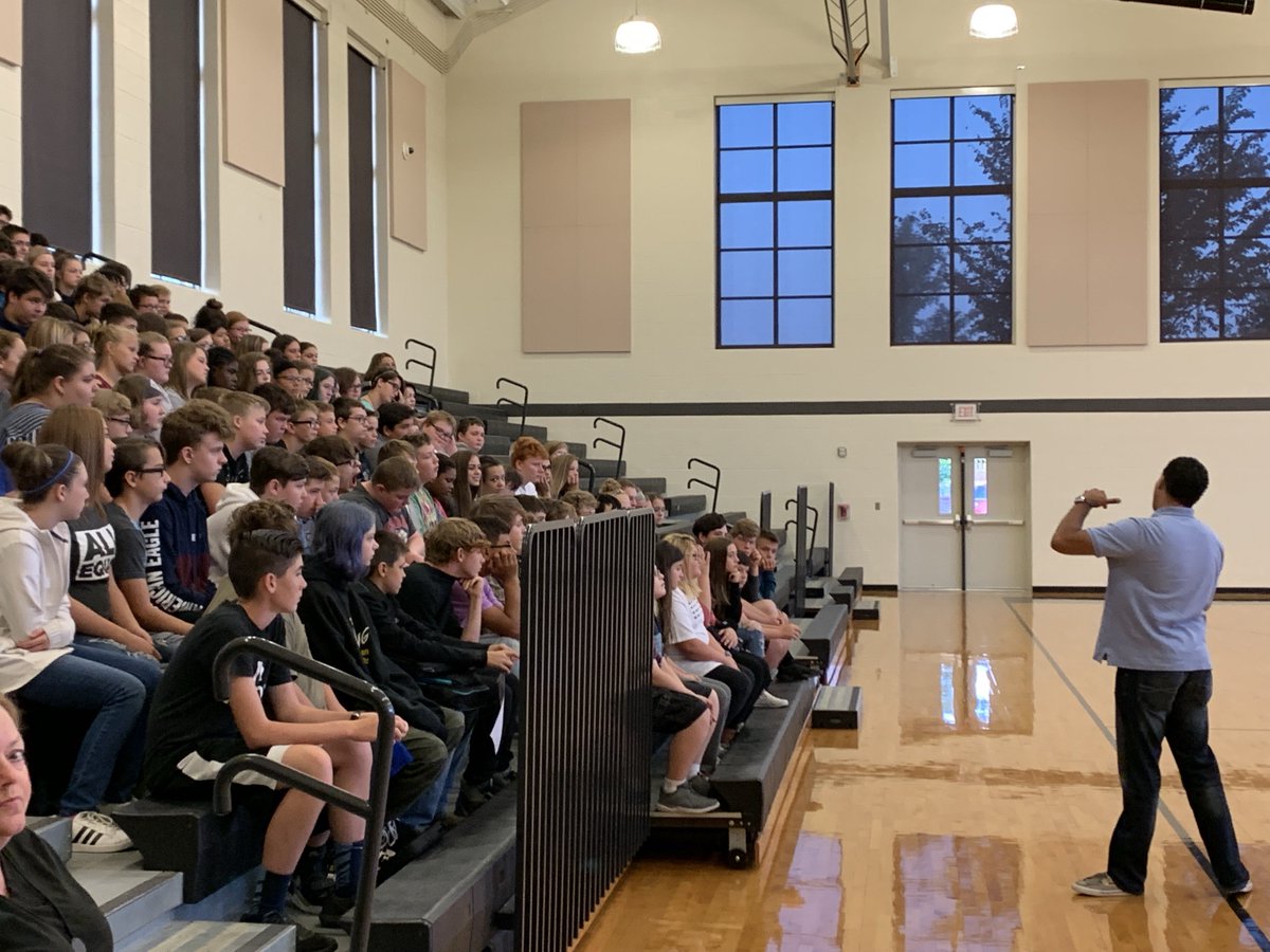 Our 7th and 8th grade students had the opportunity  to hear David Mahan, National Speaker, discuss the importance of making good decisions, and placing firm boundaries around their lives in order to protect them from negative consequences.  Thanks David!