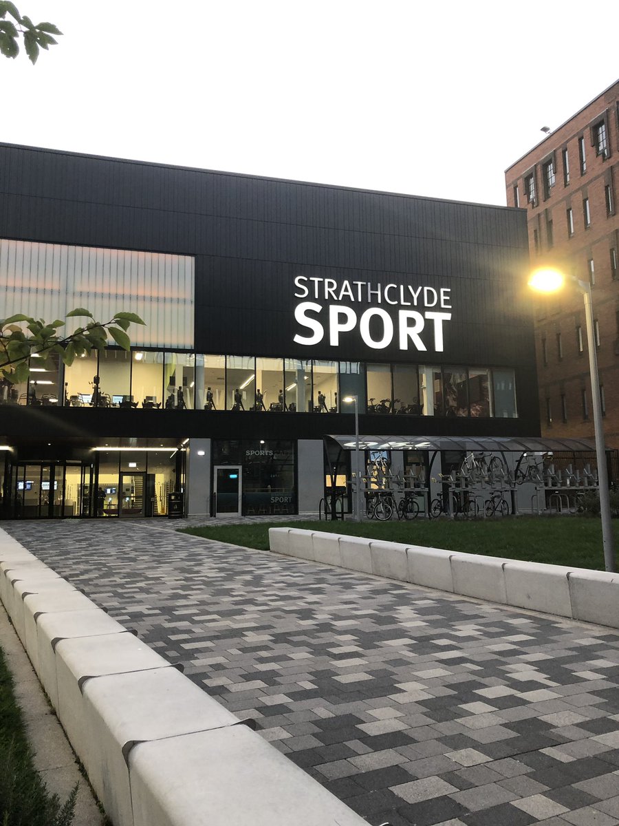 prescilla_ngan's tweet photo. Sports Centre #strathapphunt #tiger1446 https://t.co/vCkkm3rjXN
