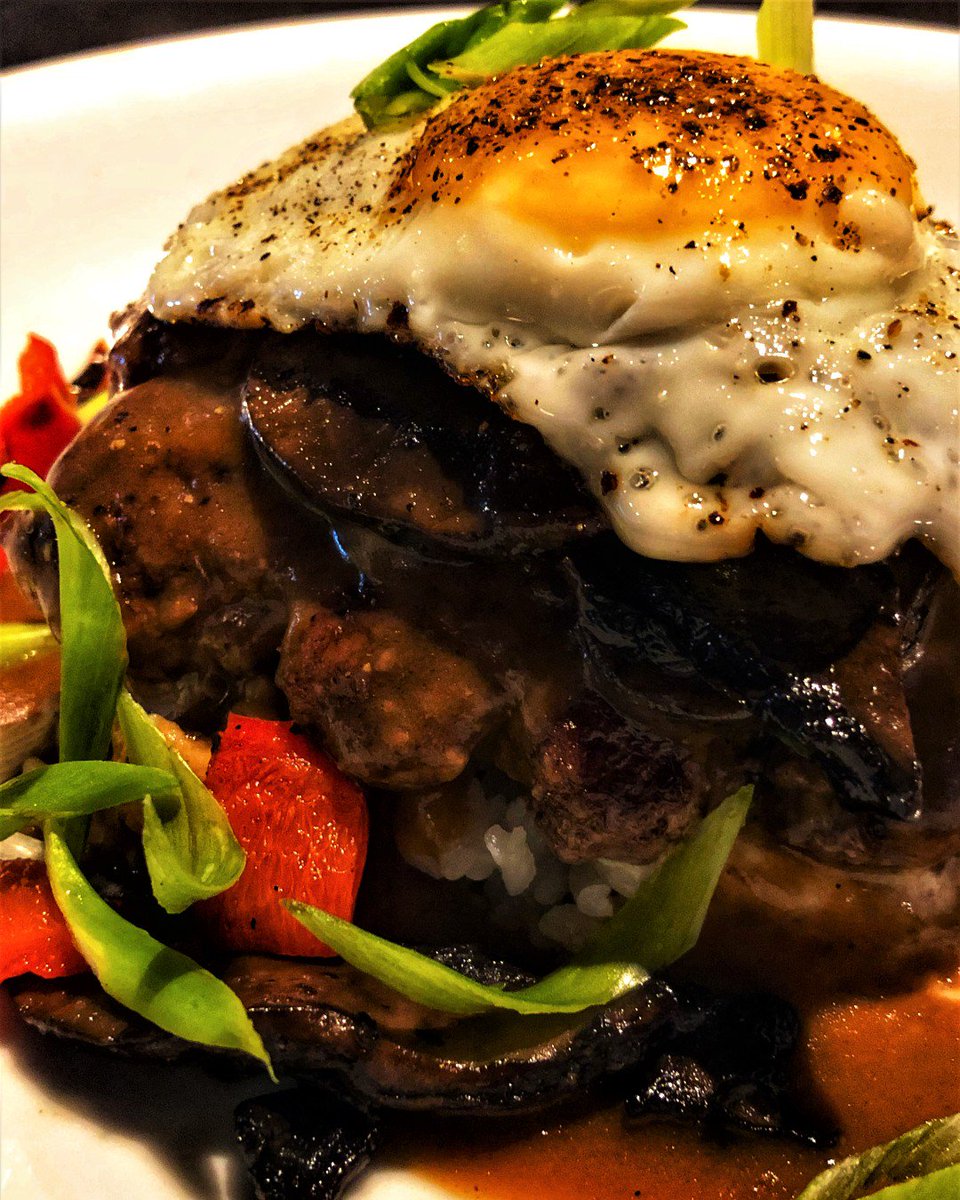 romersburger's tweet photo. Have you tried Surfer Jim's Loco Moco Bowl yet? Organic beef burger, portobello mushrooms, grilled red peppers, gravy, on sushi rice and topped with a sunny side-up egg. It is Hawaii love on a plate. #locomocobowl #kitsilano #portmoody #riverdistrict #finallyfriday https://t.co/bCZHSn5tOE
