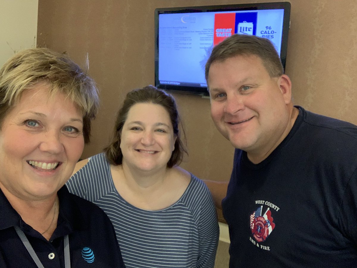 Moving 5 lines over from Sprint and 1 of those will be on FirstNet!   Thank you for your service Kevin! @matthew_kobel <a href="/Brandon_Loc/">Brandon Lockwood (He/Him)</a> <a href="/FirstNet/">FirstNet, Built with AT&T</a> <a href="/LifeAtATT/">Life at AT&T</a>