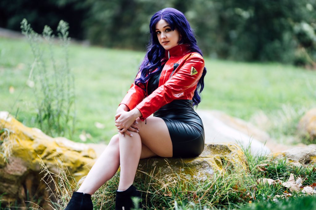 Sometimes you need a little wishful thinking to just keep on living 💜 #evangelion #misato