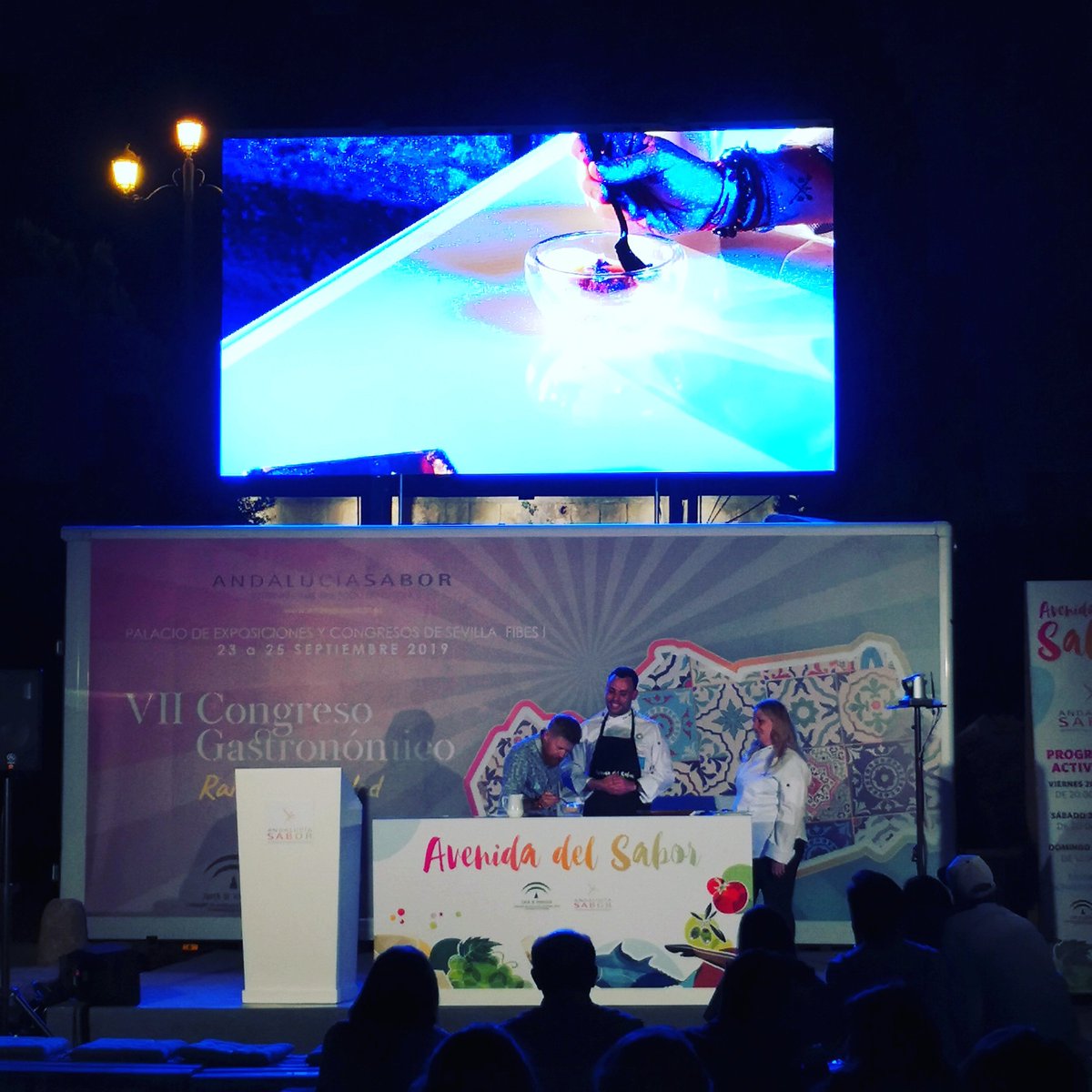 Esa #barba me #suena <a href="/DanielMChef4/">Daniel del Toro</a> #estas en to los #fregaos #angelesmunozhornillo #sevilla #avenidadelsabor #gastronomia #andaluciasabor #andalucia