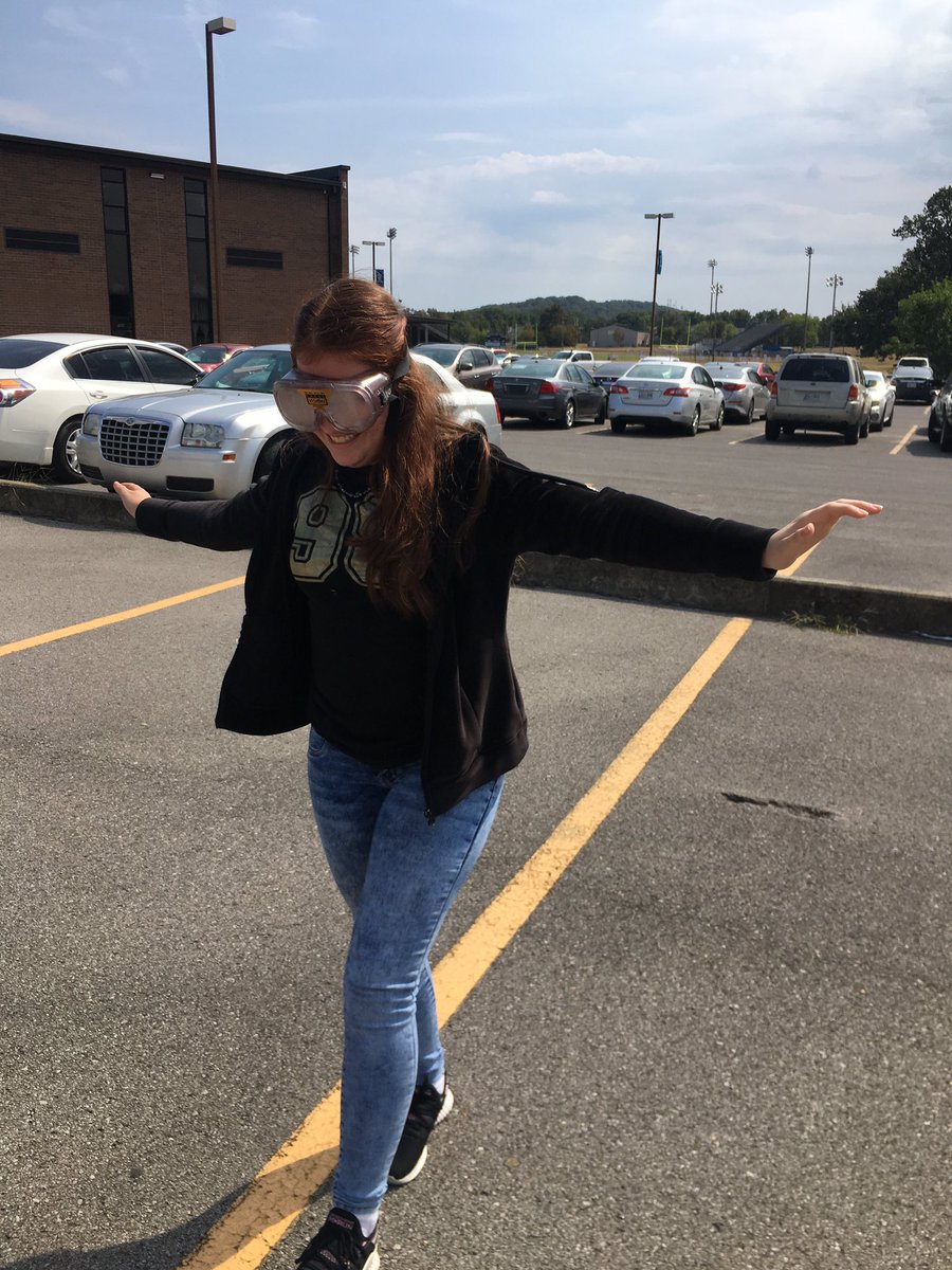 LHS teaching the dangers of alcohol impairment! Make good choices! Thanks for joining <a href="/kylemnix/">Dr. Kyle Nix</a> <a href="/LHSintheNews/">LaVergne High School</a>