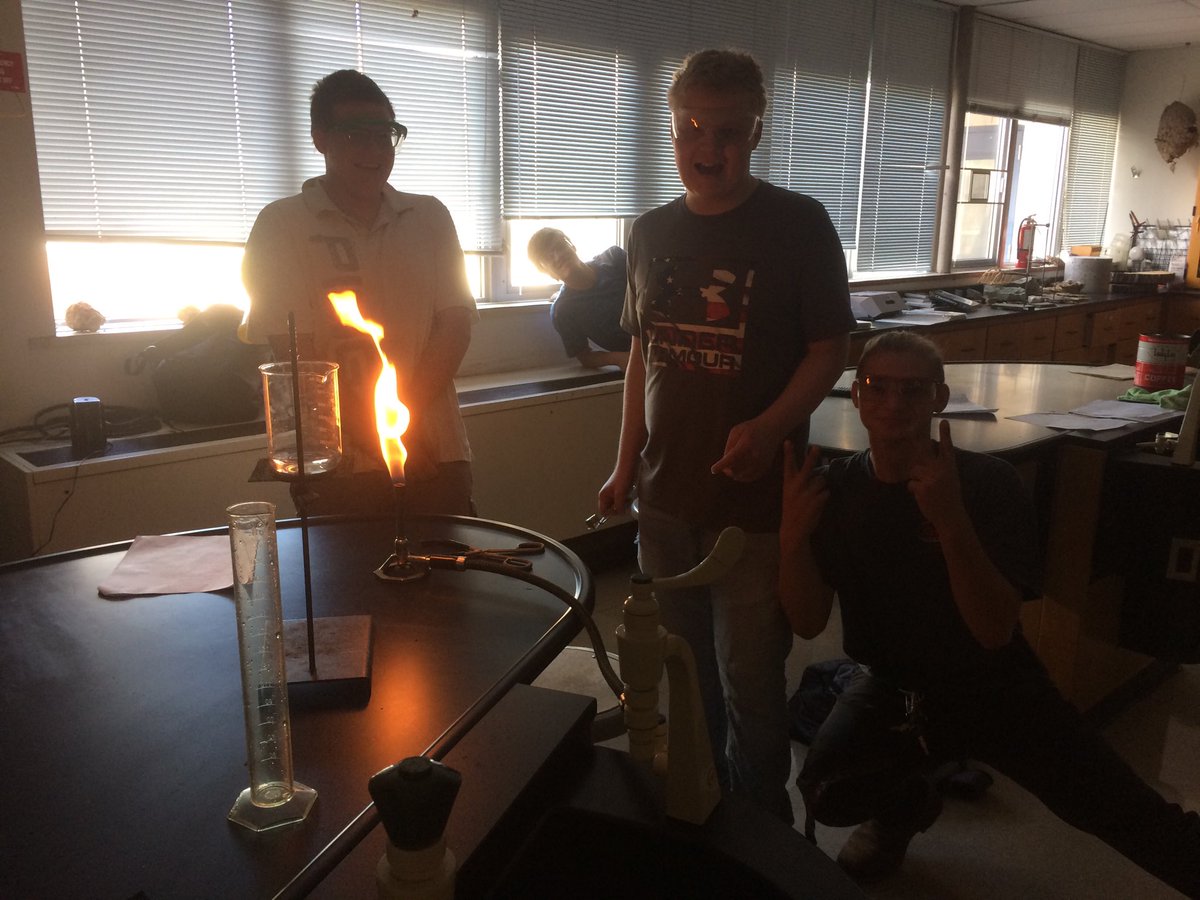 BenCarterIA's tweet photo. Productive week Homecoming 2019!!!mepoclassroom https://t.co/WupErJ8ezG