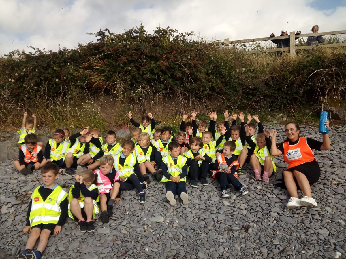 SchullNS's tweet photo. On a day of global awareness of the urgent need for action in relation to protecting our planet, Scoil Mhuire NS pupils from Junior Infants to 6th took part in #BIGBEACHCLEAN2019 visiting 5 different beaches in Schull picking up litter and plastics along the shoreline! 🌍 https://t.co/rJpfrRYzbG
