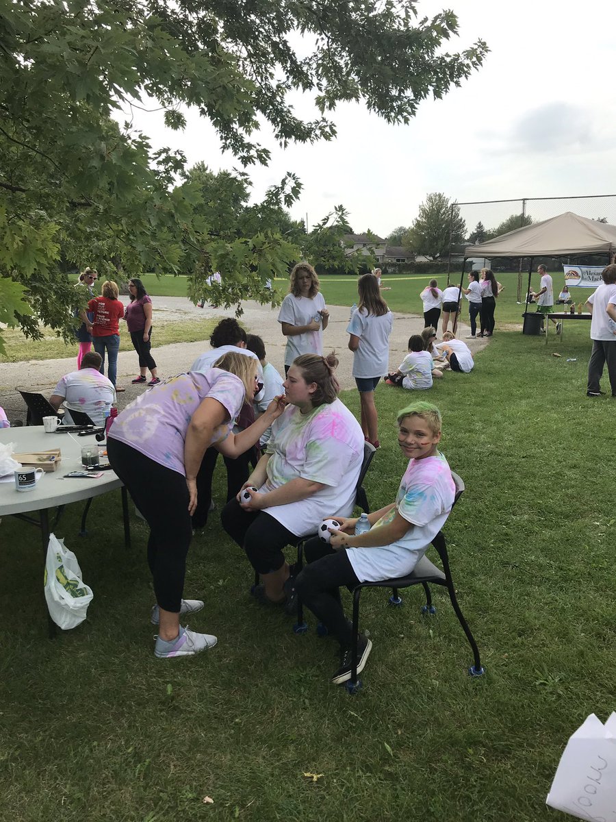 marty_passmore's tweet image. Colour Run/Walk/Roll fun at AMSS! What a great afternoon!!
