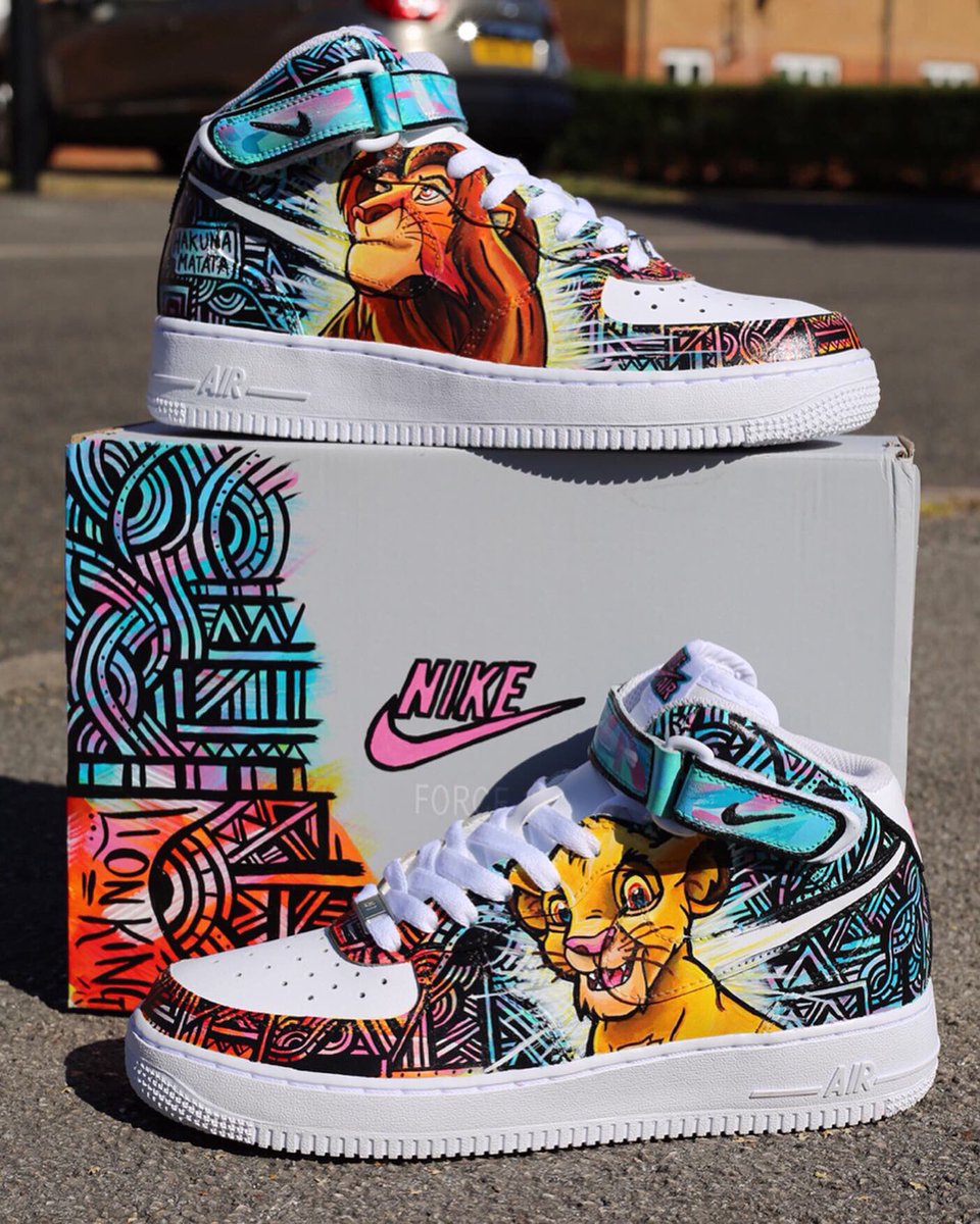 lion king nike