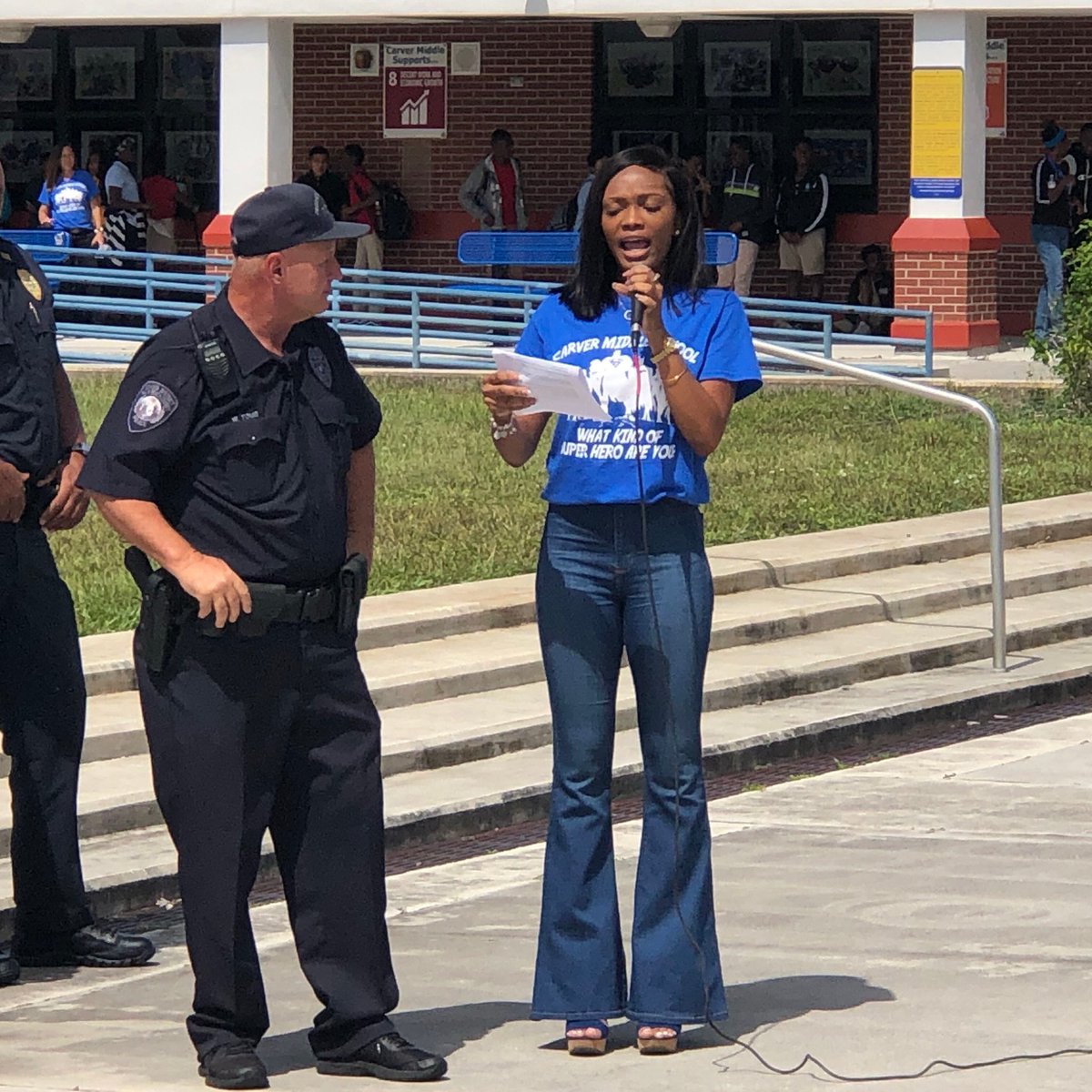 VTSoBetter's tweet photo. We were so honored to celebrate with Carver Middle their life changer nomination and School Resource Officer William Tome’s retirement today! @SchoolPolicePBC @pbcsd @SandraE57409095 @NLGroup_LCOY #LCOY #VTSoBetter #CarverMiddleSchoolDelray
#PalmBeachCountySchools #Valuteachers https://t.co/yEUKM64Xqq