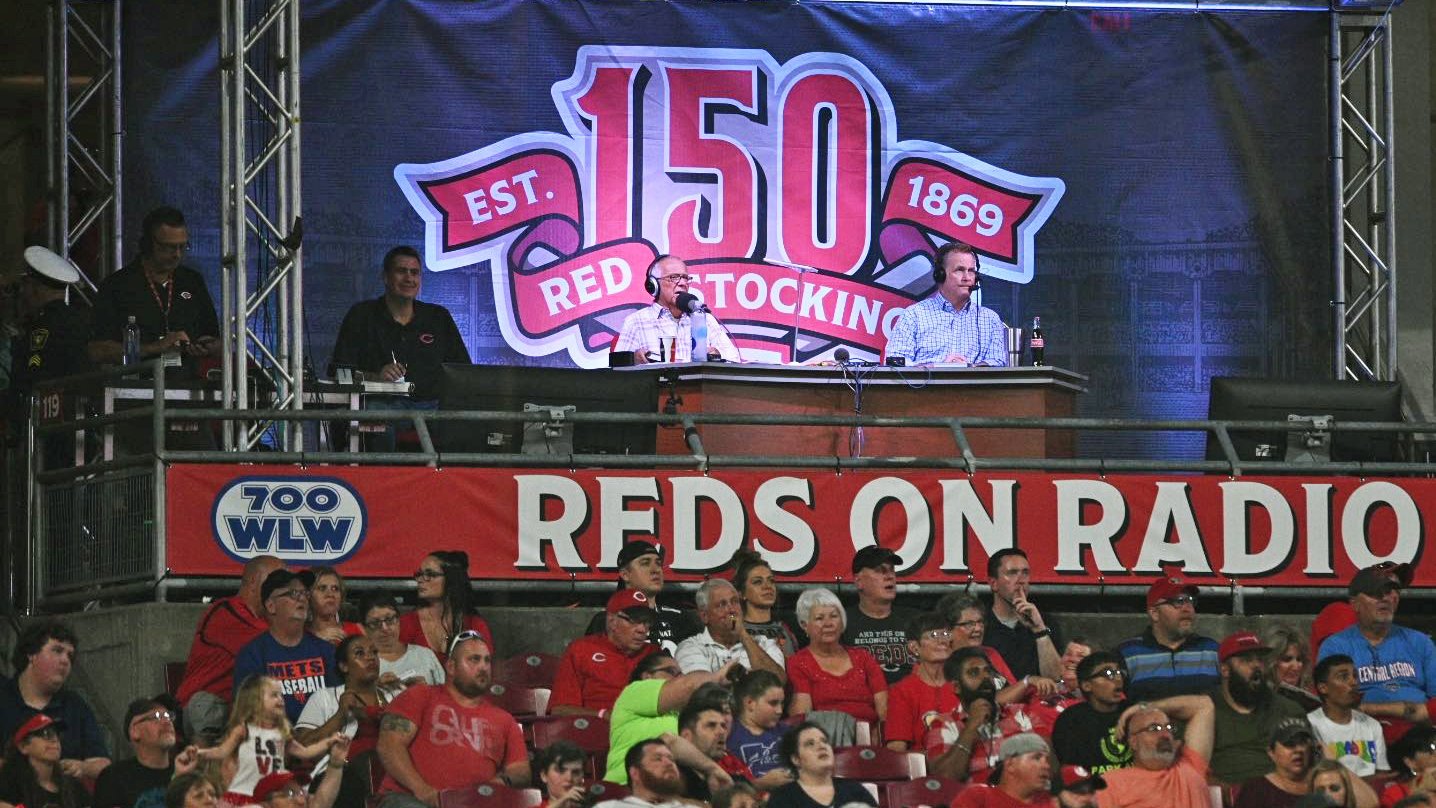 cincinnati-reds-on-twitter-front-and-center-thanksmarty