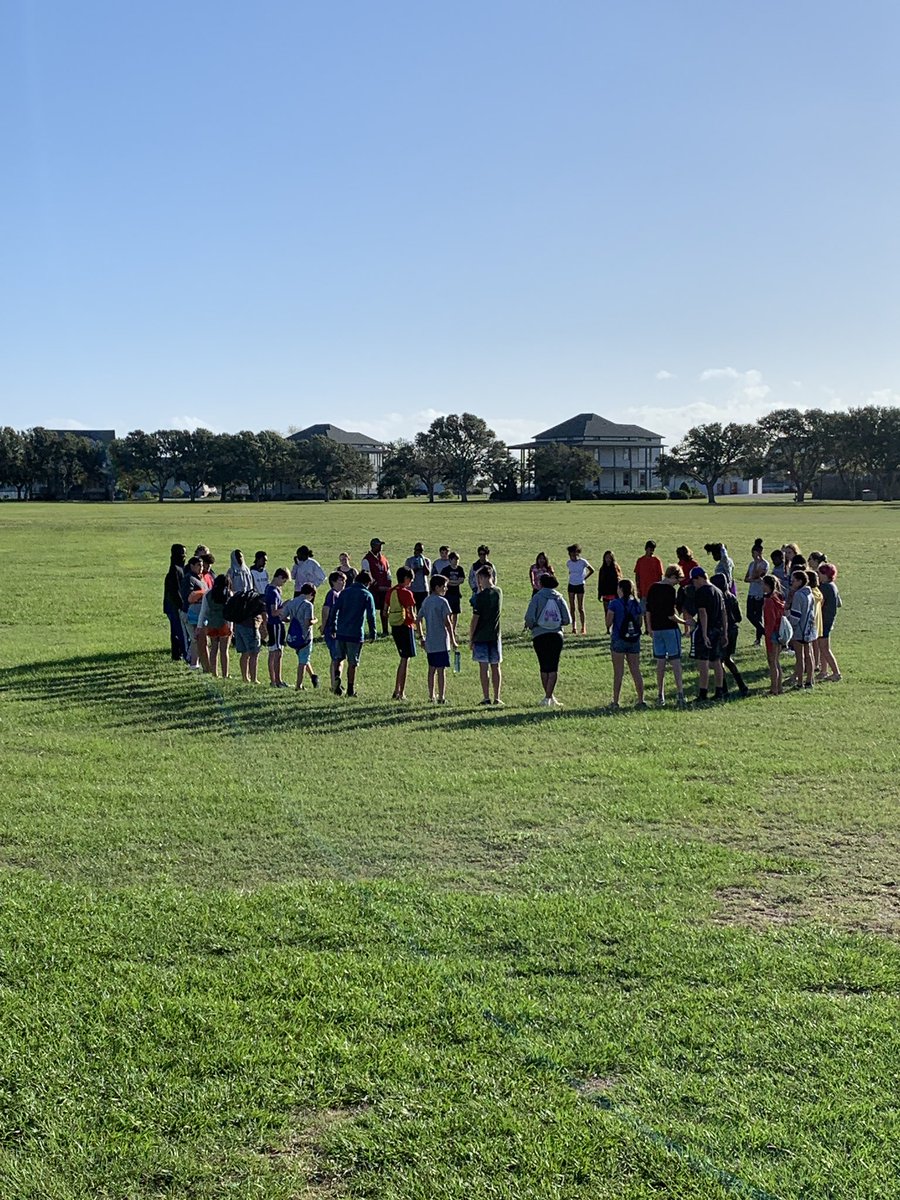lmmslynx's tweet photo. Just a couple of the morning meetings that I had the pleasure of participating in during our Erdkinder Fall Camp at Ft Caswell on Oak Island, NC #erdkinder #Montessori #OutdoorEducation @DurhamPublicSch @pmubenga @DrDanDavis1 @amshq https://t.co/UJyjLE2j1v