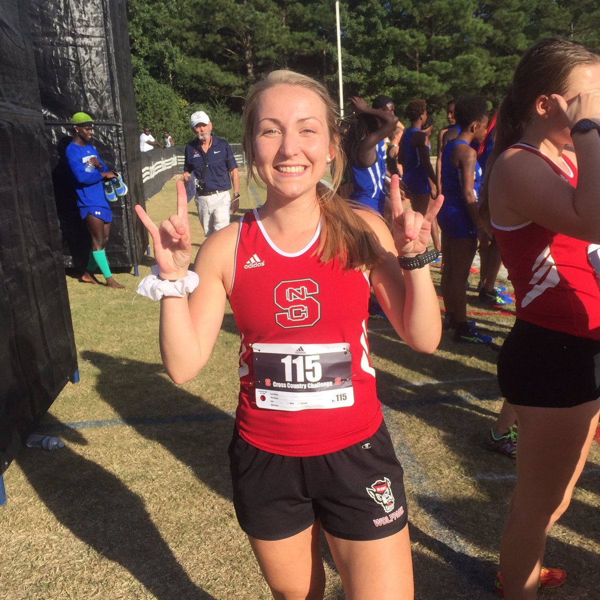 HSHSXC's tweet photo. So much fun seeing #HSHSXC alumni Sam, Caitlyn, Jevon &amp; Gretchen running for NC State, UNC Greensboro and UNC Wilmington at today’s Adidas Wolfpack Invitational https://t.co/3UkHQ5VlQe