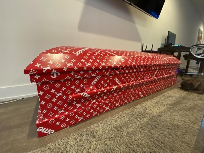 Sam Pepper Donetodeath Hey Do You Know Anything About The Lv X Supreme Coffin I Have Came In To Possession Recently And Want To Know More About It T Co Wptqz15hwt Sam Pepper Donetodeath Hey Do You Know Anything About The Lv X Supreme Coffin I Have Came In To Possession Recently And Want To Know More About It T Co Wptqz15hwt