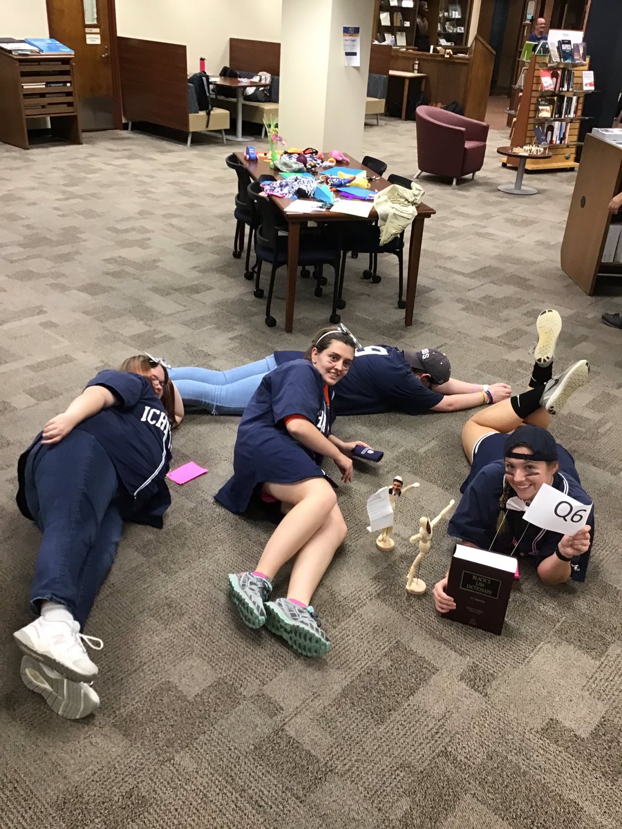 libraryrace's tweet photo. #j#1Lrace  Rebecca recommends E books! Literally.... https://t.co/PthSFeinHh