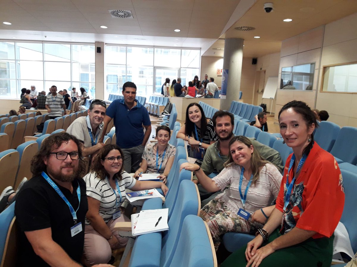 Eli Vázquez (@evazquez_eli) on Twitter photo Esperientzietatik ikasten, ideiak elkarbanatzen! This is Erasmus + !! <a href="/MRE_Eskola/">Maria Reina Eskola</a> Esperientzietatik ikasten, ideiak elkarbanatzen! This is Erasmus + !! <a href="/MRE_Eskola/">Maria Reina Eskola</a>