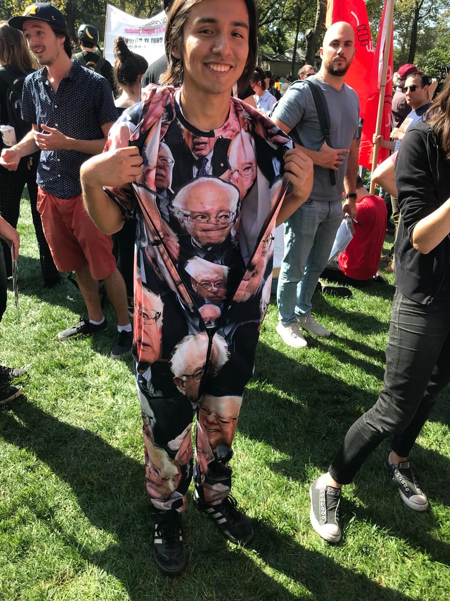 UES4Bernie's tweet photo. Also, found our new #UESforBernie uniforms! #Bernie2020 https://t.co/mlBREUPqpu