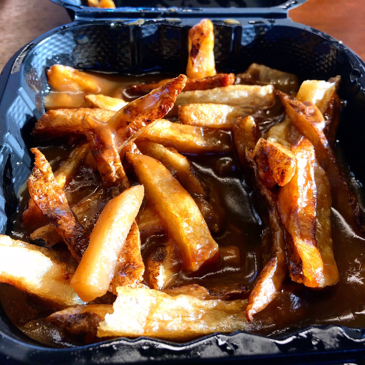 Absolutely perfect hand cut french fries  homemade gravy. Be still my cold dead black heart. #ruizing <a href="/ChapsPitBeef/">Chaps Pit Beef</a>