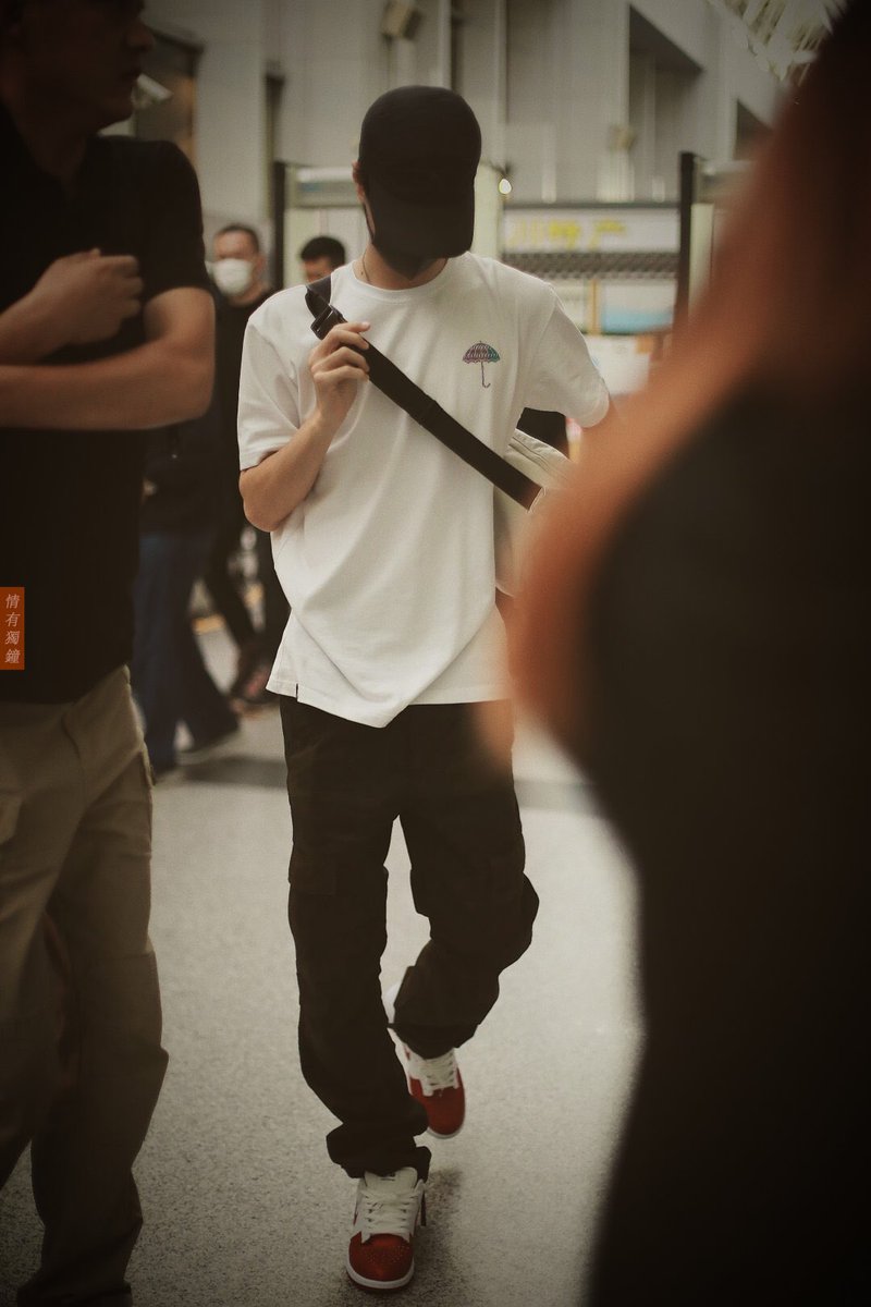 Yibo_Thailand's tweet photo. 190921 | เฉิงตู✈️ (2)

Cr. Serendipity0805_王一博
#WangYibo #王一博 https://t.co/VRF4kM3Pen