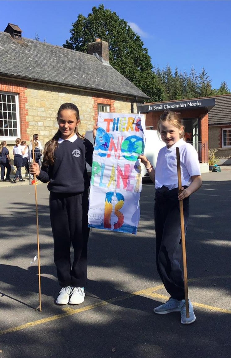 Scoil Chaoimhín (@scoilchaoimhin) on Twitter photo Well done Orla, Arann and their family for making the trip to Dublin today and for inspiring us to make our own efforts in school today! <a href="/GretaThunberg/">Greta Thunberg</a> #schoolstrike4climate #theycamedownfromthemountains #theymarchedinthemountains Well done Orla, Arann and their family for making the trip to Dublin today and for inspiring us to make our own efforts in school today! <a href="/GretaThunberg/">Greta Thunberg</a> #schoolstrike4climate #theycamedownfromthemountains #theymarchedinthemountains