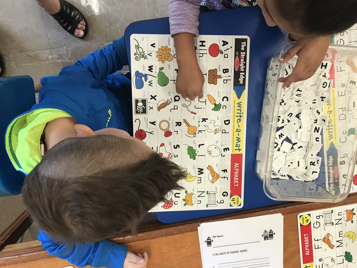 KristiWaltke's tweet photo. Kindergarten Ss at JES and TES are already independently working in literacy stations while teachers pull small reading groups! #R2BR #impressed https://t.co/dgGPlIpm4z