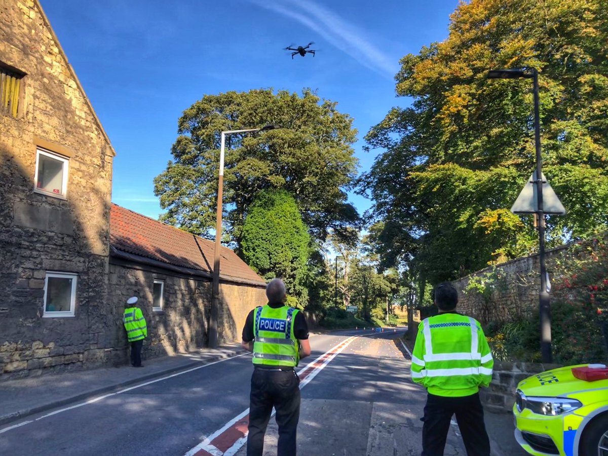Cameramal's tweet photo. Officers from @sypOperations using a drone to map the scene of a serious RTC on the #A635 in #Hickleton. #FCIU @syptweet https://t.co/EJuXXrA6YH