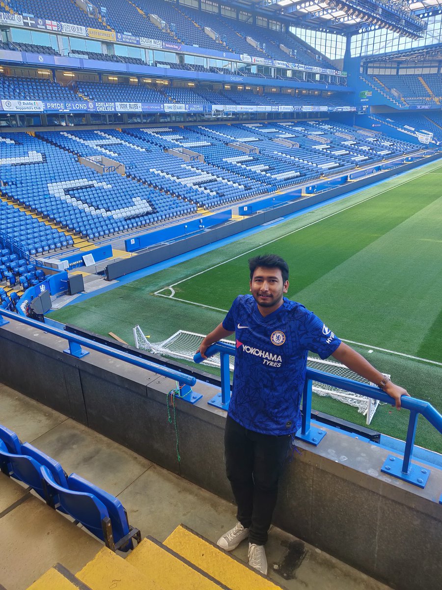 ji_feroze's tweet photo. Finally at the bridge #Cfctour #ChelseaFC #dream https://t.co/emQ9oEZhvt