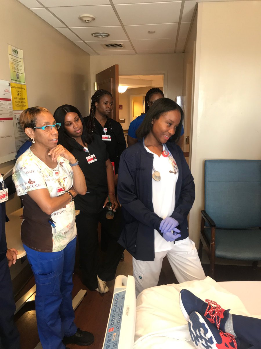 NypbmhI's tweet photo. โ ๏ธFall Prevention Friday๐ซ i6 simulation in progress ๐ #ZeroHarm #NYPBMH #i6rocks https://t.co/RpCVA6C5Vk