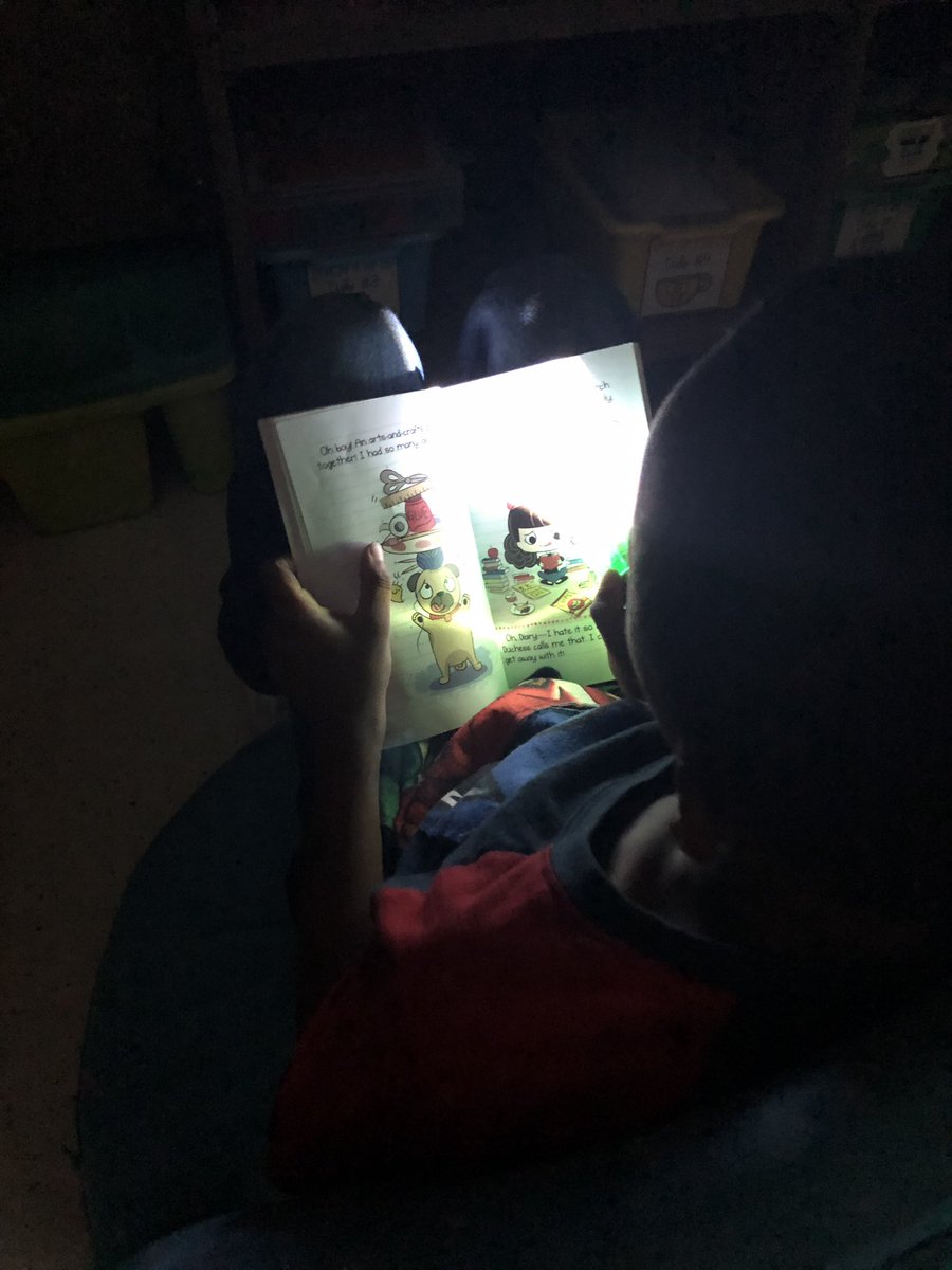 Capi_CLASSics's tweet photo. It was the first Flashlight Friday for the 2019-2020 school year! The students loved turning off the lights and either reading their new book (thanks to all the @scholasticbookclubs orders this month!) or doing a picture walk! #engagingreading #flashlightfriday #iteach2nd https://t.co/DN8gPAho8p