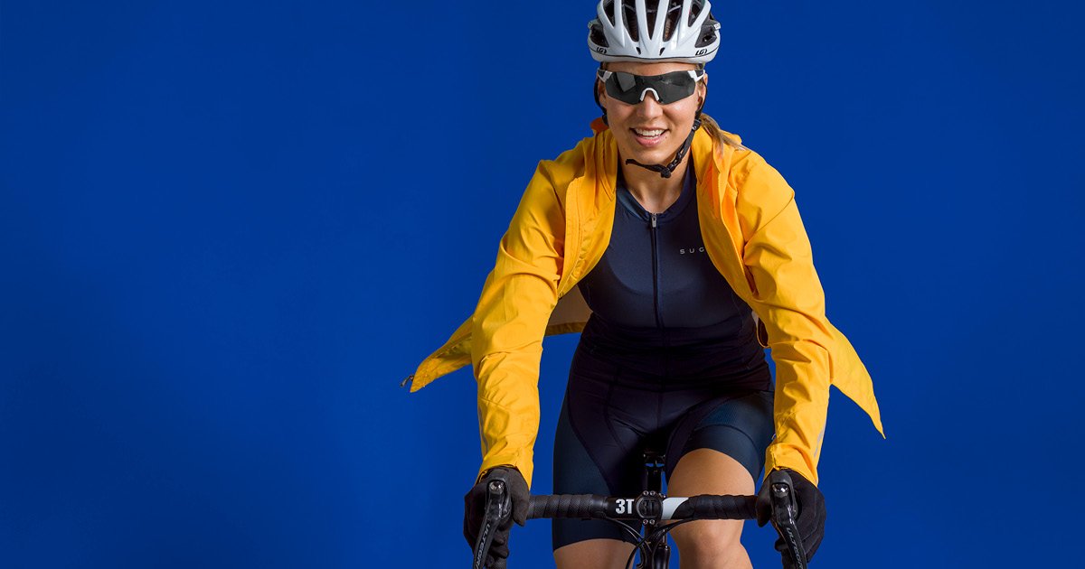 Just in! Our latest collection is arriving now in stores and online. Check out fall's rich jewel tones and brights to take your training through the darkest months of the year. New items added weekly  > 
ow.ly/9BLc50wdLyP