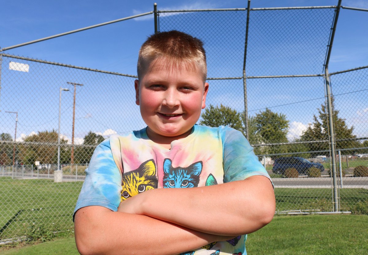 ksdschools's tweet photo. "I’m really good at sports. The reason why is my energy. I get people on my baseball team riled up. And on my football team. I like being around a group of people instead of just being all by myself." Bren Woods, @ksdcascade #iamksd https://t.co/dDIPT8dNgH