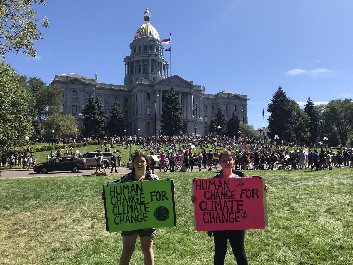 Baadbets64's tweet photo. #ClimateStrikeDenver https://t.co/9y1sT4i23x