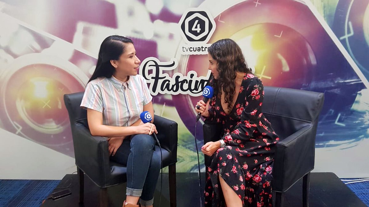 memoriacultgto's tweet photo. ¡Andamos en el @FFIELeon! ¿Qué esperan para lanzarse a dar la vuelta y escuchar las conferencias que aún faltan!? Aquí nos vemos 🤓✨📸 https://t.co/gHkybjgWAW