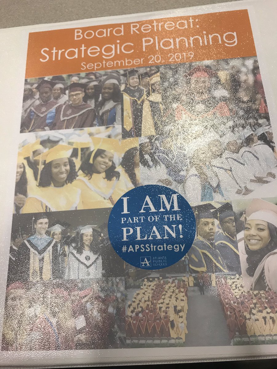 CarstarphenMJ's tweet photo. Gr8 job, @Akingsmith1 & Travis Norvell of @APSStrategy, facilitating the new strategic plan at the @BOEAPS retreat! So proud of our work today! #strongsystem https://t.co/gE8aSHK2dV