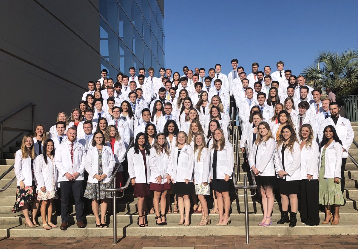 Congratulations to the #UofSC School of Medicine M.D. Class of 2023! They received their white coats tonight signifying their commitment to the medical profession and to their future patients. #whitecoatceremony