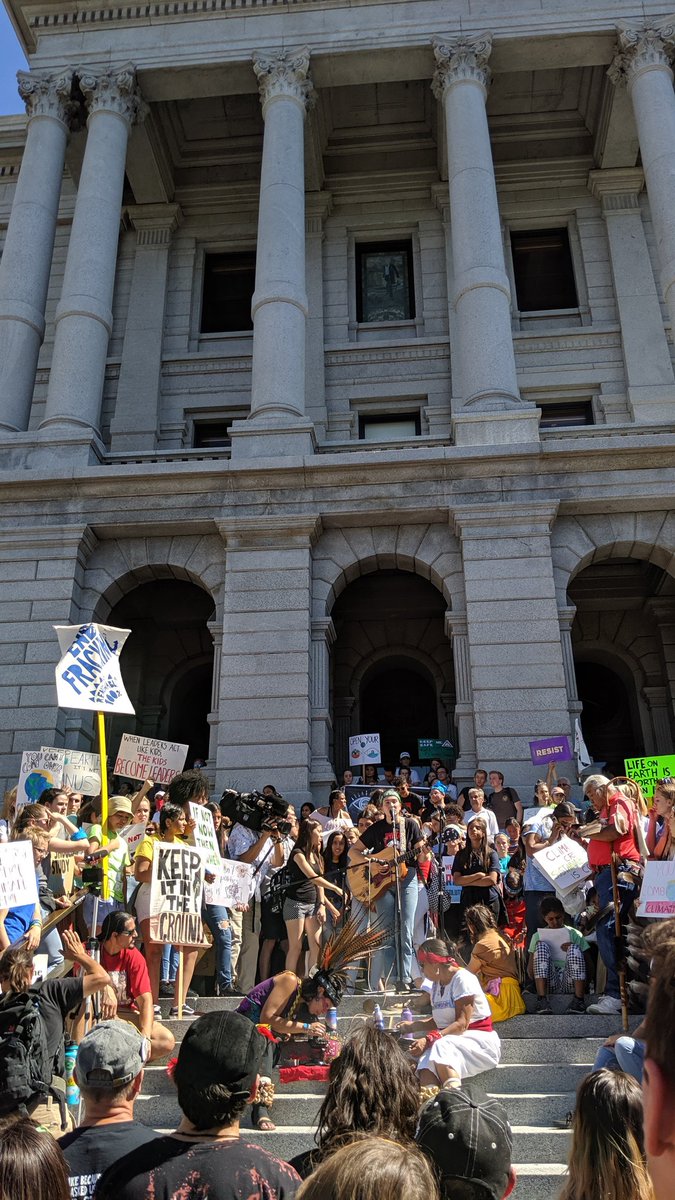 fahadkv's tweet photo. #ClimateStrikeDenver ๐ https://t.co/G6fuSFcfgu