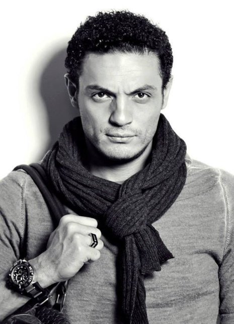officialamro1's tweet photo. الكائن البرنس اللىحط على نظام
باعلامه وكل سلطاته ونفوذه
وهو فاعد على طرابيزة ومن وراه كاميرة موبايل
#ميدان_التحرير https://t.co/JiO6zurm9p