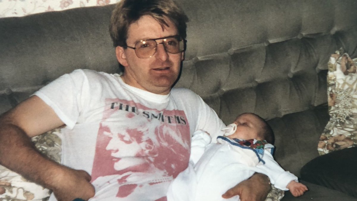 Dazzyrascal1966's tweet photo. Father and Daughter 27yrs apart ..... brought up on #TheSmiths and loves @thesmythsuk just like her daddy Day two @Nath_Brudenell done ✅ https://t.co/LZORzx0cJo