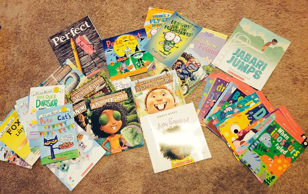 TheLitIC's tweet photo. When your kindergartener has her very first Scholastic book order! We went a little overboard. #LitParents #LitIC https://t.co/AqH2cgyVl6
