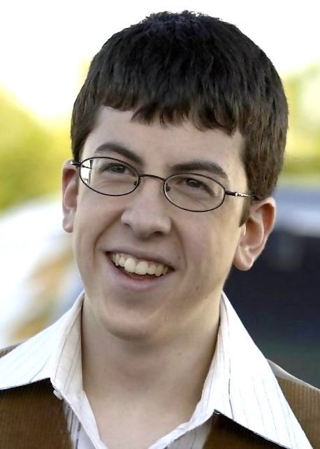 Skiiper_15_here's tweet photo. BREAKING: #6ix9ine  testifies that Mclovin is the LEADER of the Nine Tray Bloods https://t.co/v8B6z4SpRO