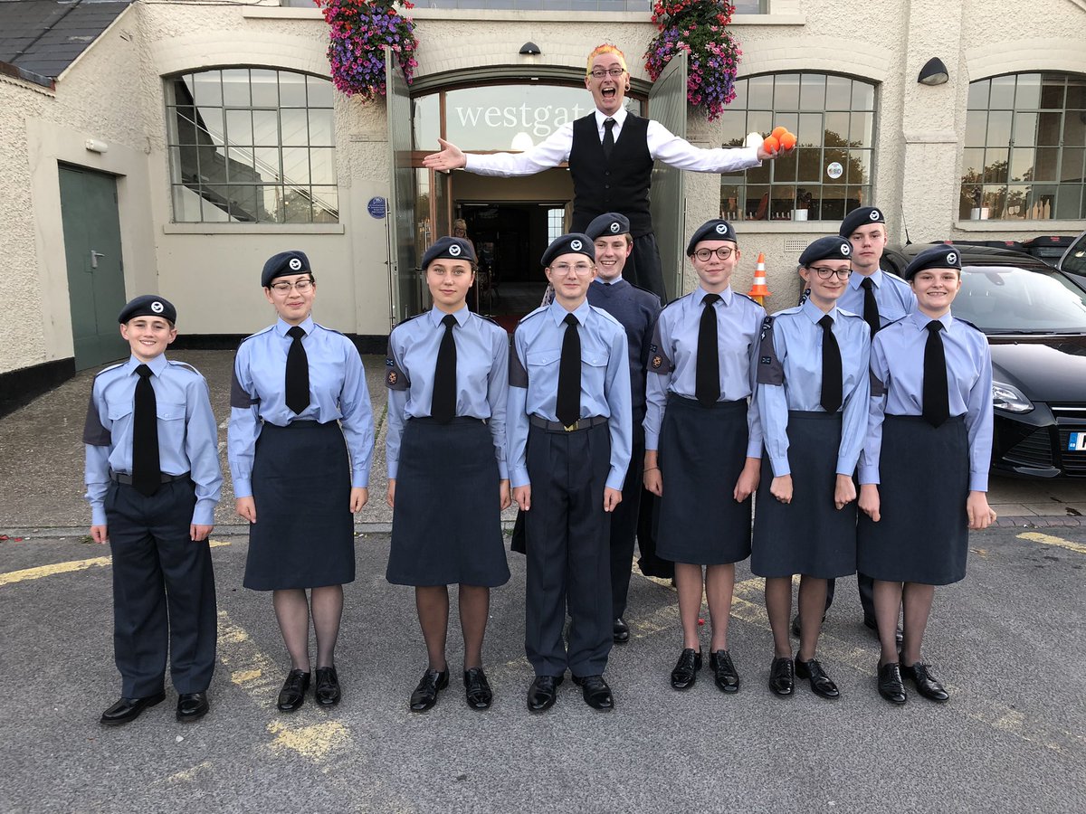 312AirCadets's tweet photo. Tonight we were at the Westgate Hall in Canterbury supporting or local branch of the Royal British Legion at their Poppy Ball. We served three courses to over 80 people and helped with clearing tables and assisting at the tombola! #royalbritishlegion #noordinaryhobby https://t.co/8tGVq1M7ds