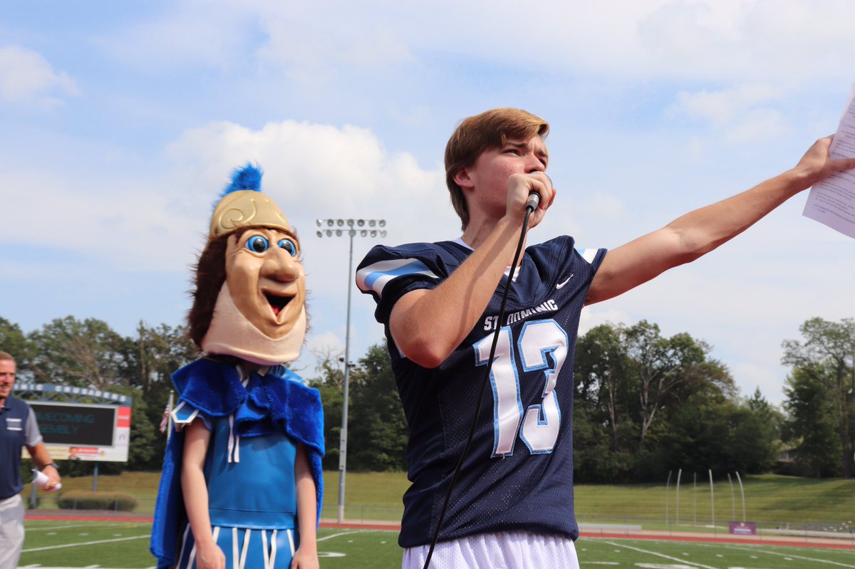 StDominicHS's tweet photo. Thanks to Student Council for planning a fantastic #SDHSSpiritWeek pep assembly! https://t.co/7lNzJNh1lw