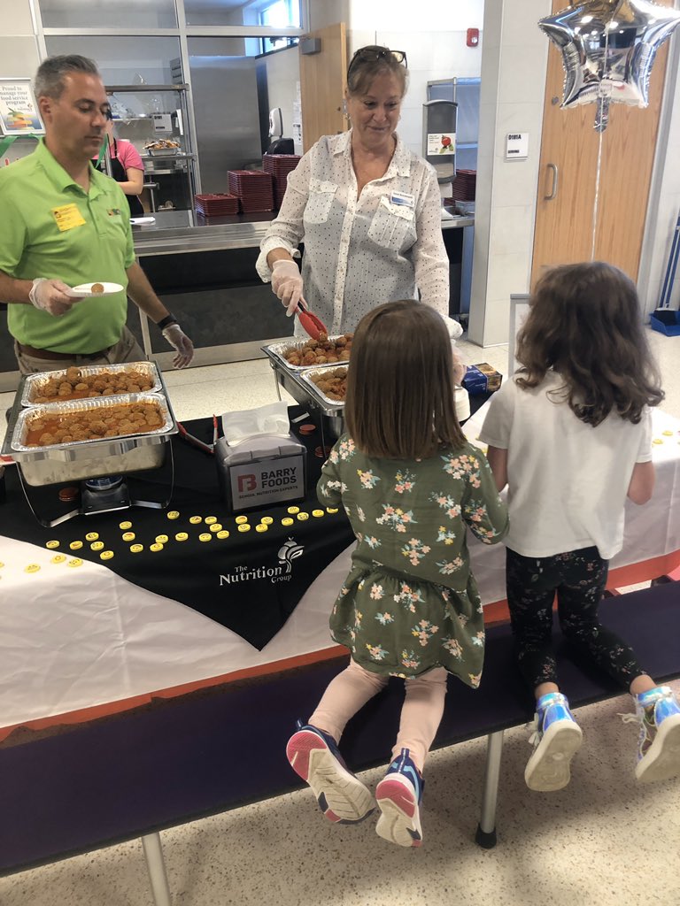 tng_lehighton's tweet photo. Sending out a BIG Thank You to John Dean of JTM Foods, a Champion Sponsor, and Sue B for serving delicious meatballs to our students @LehightonElem for #LunchForLife #WeAreTNG #TNGMadPrez https://t.co/NApFUoCbrK
