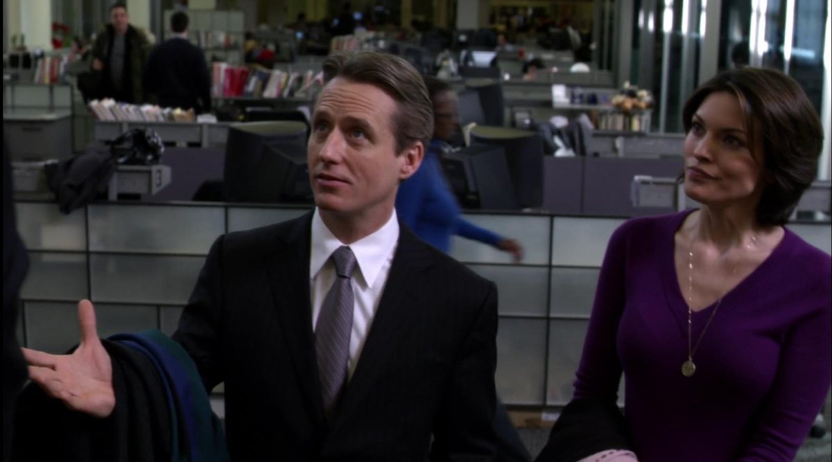 kath_cove's tweet photo. tie collection

#LawAndOrder Season19, ep.17 "Anchors Away" 
#MichaelCutter
#LinusRoache
カッター氏のネクタイいろいろ。
ルビローサさんのネックレスも素敵ですよね。 https://t.co/pDU6TzPVD5