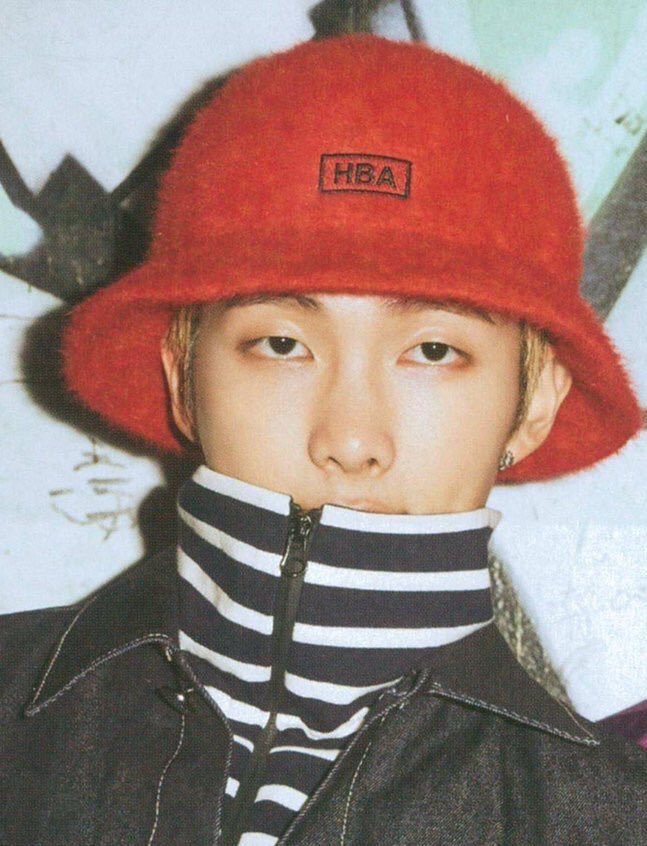 QueenMONORules's tweet photo. I don't care what anybody say i love this outfit on #Namjoon!
#남준
#Joonie
#준이
#RM
BTS
#Namjoon_Is_Talented #Namjoon_Is_Handsome #Namjoon_Is_Beautiful #Namjoon_One_Of_A_Kind #NamjoonRap #NamjoonRapper #NamjoonReflection https://t.co/fdf2bTfgh2