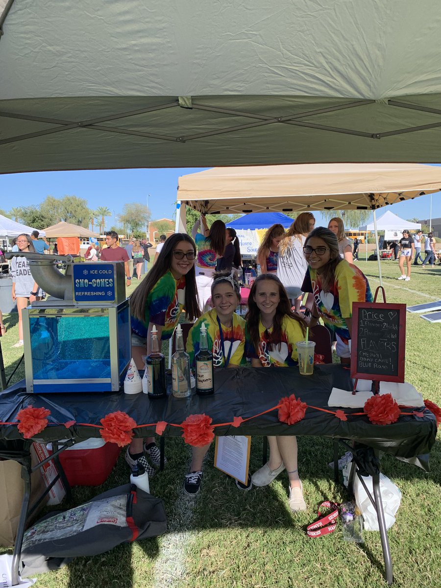 stop by our booth at the carnival to get bahama bucks flavored snow cones!! 1 flavor = 2 tickets, 2 flavors = 3 tickets!🍧
