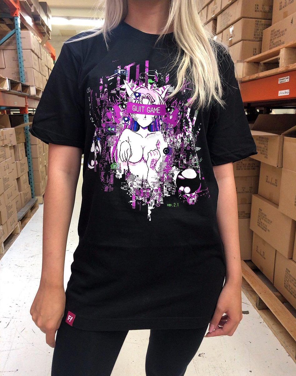 RL RUNESCAPE GF @ OnlyFans on Twitter: "Can’t believe you made be buy BOTH of those shirts gdi…