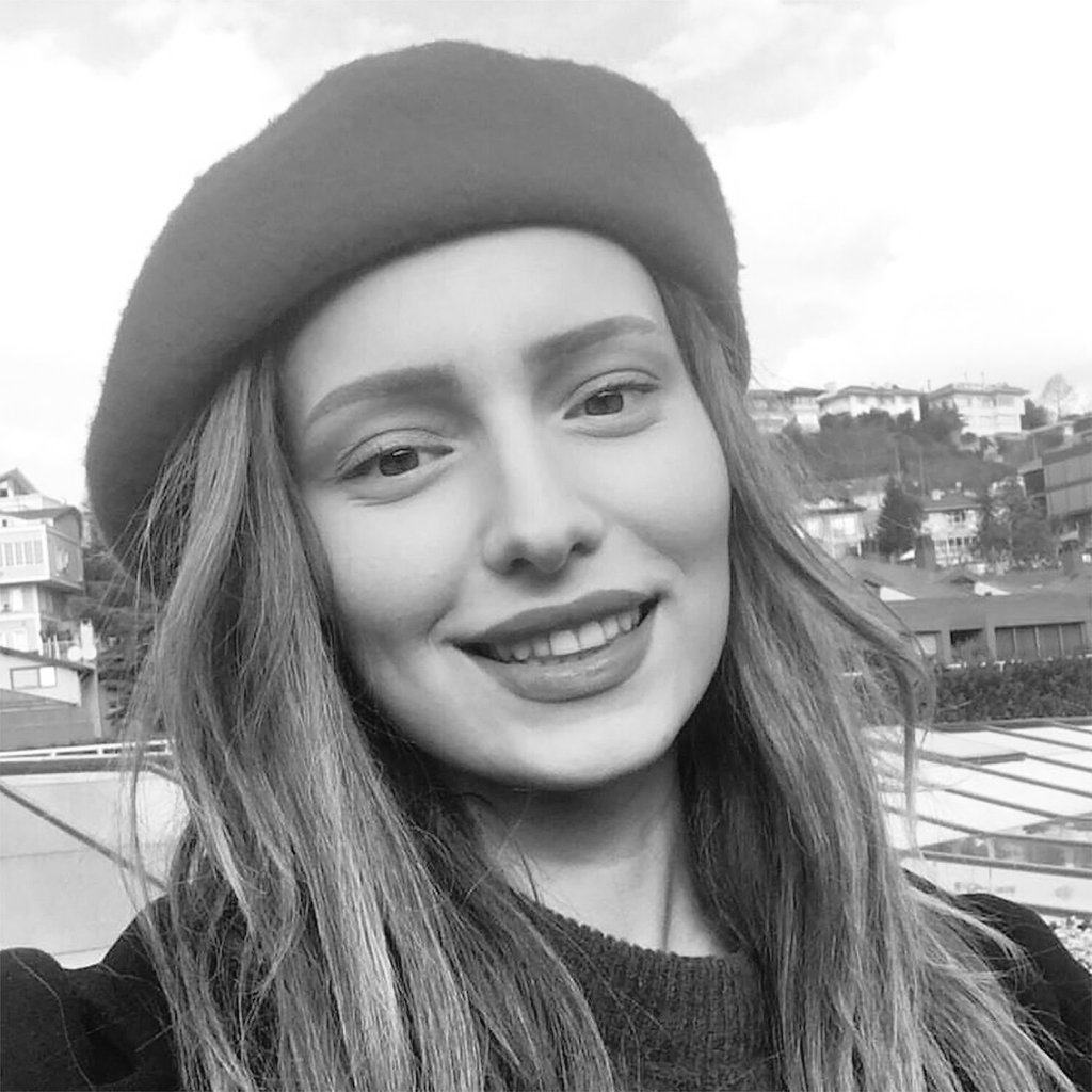 Mücadelen çok güzeldi güzel insan..
Gittiğin yer çok daha güzel olur inşallah..
#neslicantay