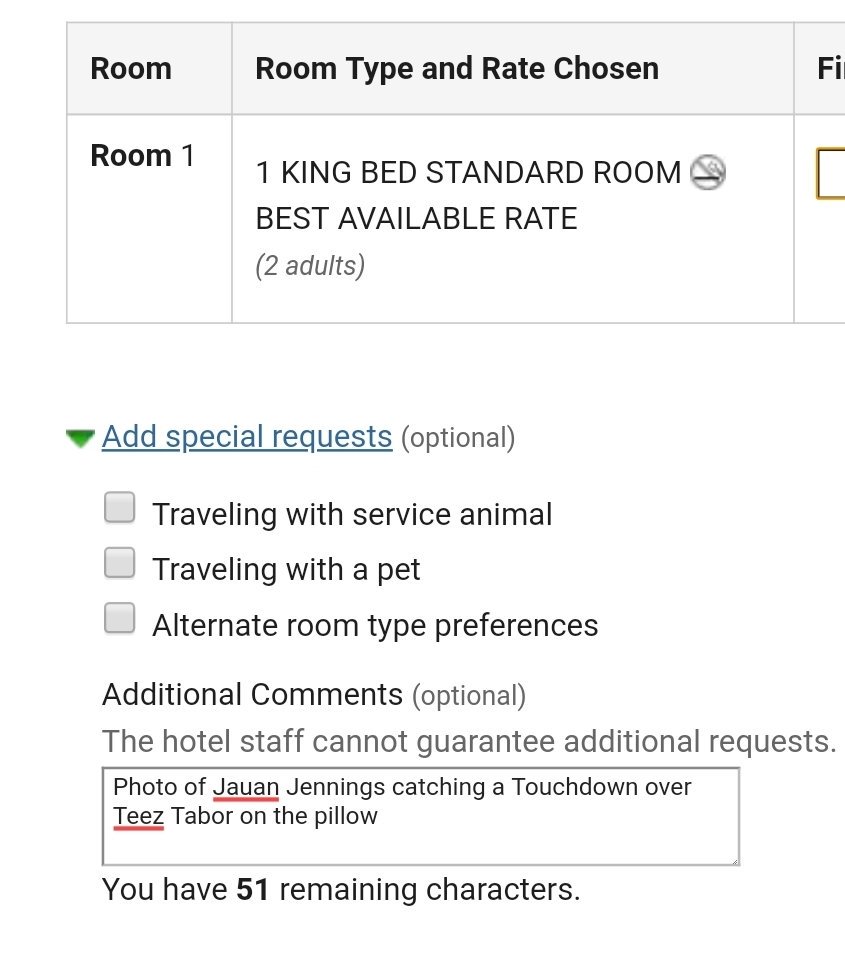 ClosetVol's tweet photo. Just arrived in Gainesville at @Hilton University of Florida.

Requested a photo of Jauan Jennings burning Teez Tabor to be placed on my pillow prior to arrival when I booked.

My. Request. Was. Fulfilled. In. Gainesville. https://t.co/kNphnQgx4D