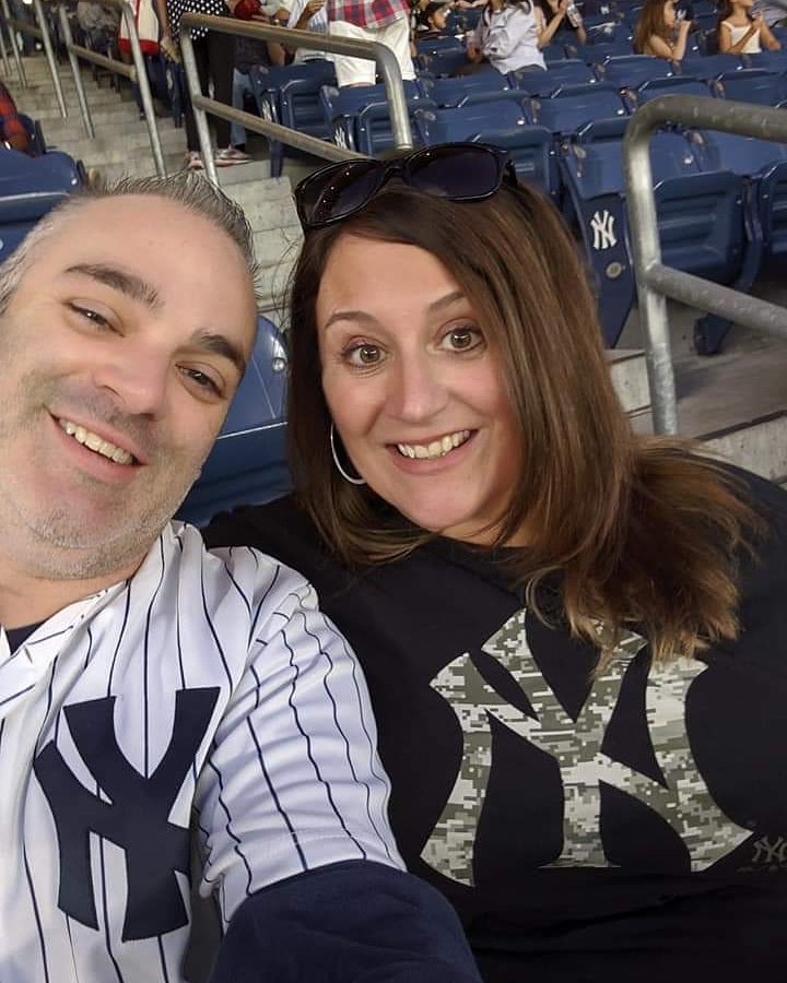 mcollins0920's tweet image. Cheers to 9 years! 👩‍❤️‍👨🤎🤎
#Ourhappyplace #NYY #ATTNYY #AnniversaryLove
@Yankees