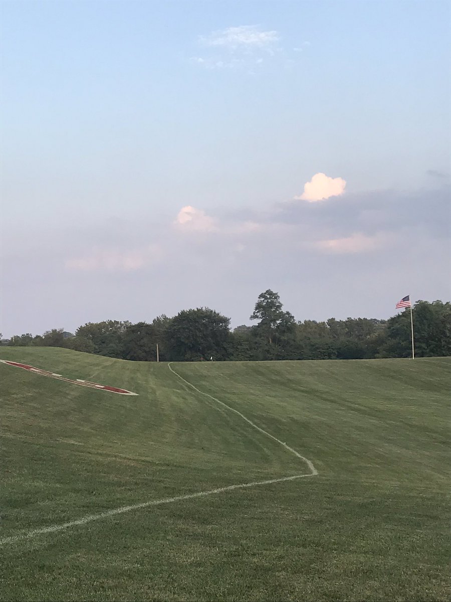 CentralDutchXC's tweet photo. Welcome to the 2019 HEARTLAND CLASSIC Hosted by Central College. 59 teams and over 1600 runners. Races begin at 10am tomorrow!! https://t.co/mS0Ab1Ki7N